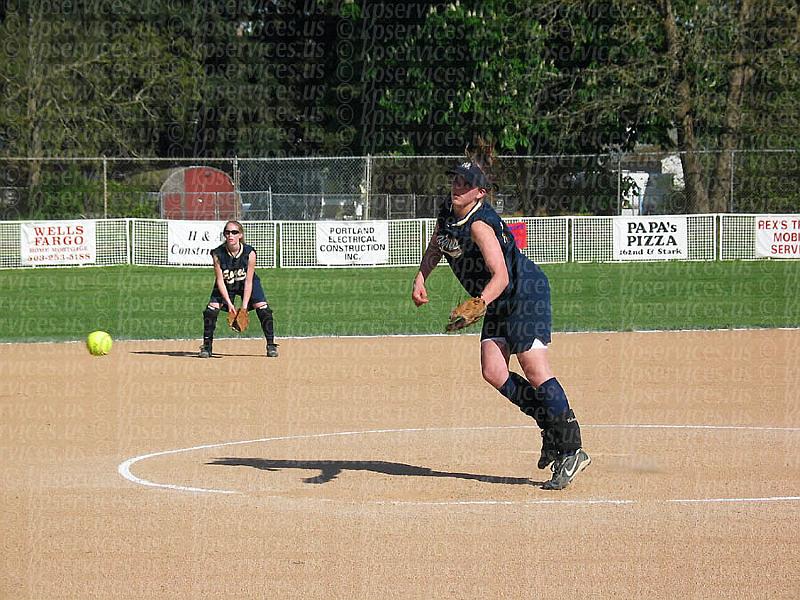 1699-softballpitchHRV.jpg
